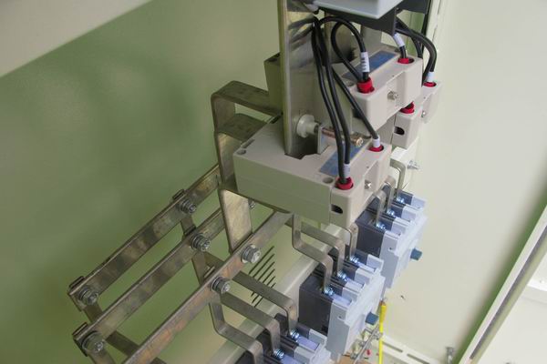 延吉配电柜-3683谈谈配电柜的尺寸有哪些